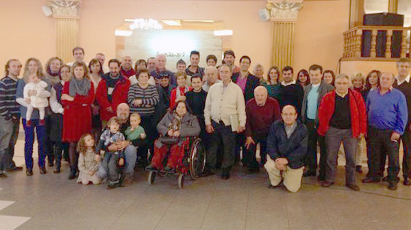 Fotografía de familia de los asistentes a la Asamblea
